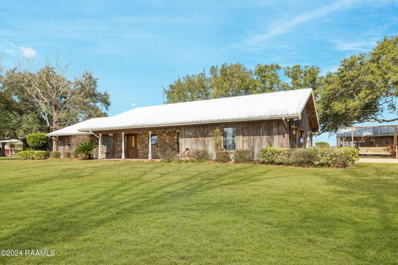 1820 HIGHWAY 83, Franklin, LA 70538 Single Family Residence For Sale  MLS# 24000950