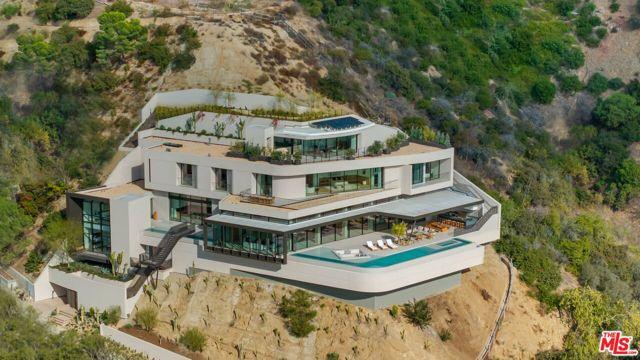 1680 N Doheny, Los Angeles CA 90069 for Sale