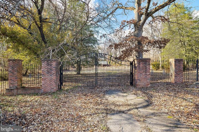 11719 Fort Washington Rd, Fort Washington, MD 20744 - MLS MDPG2102584 for Sale