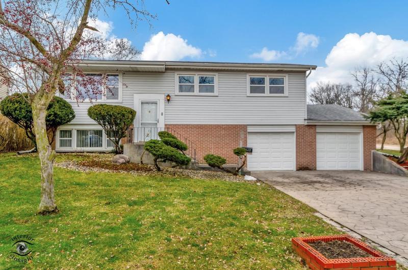 9149 Sycamore Dr, Hickory Hills, IL 60457 - MLS 11974808 for Sale