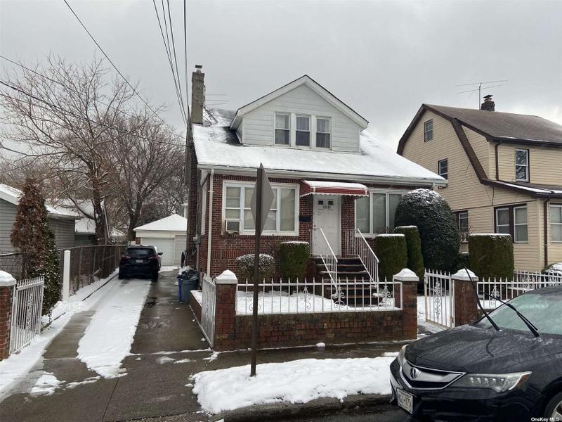 Saint Albans, Queens County, NY House for sale Property ID: 418839896