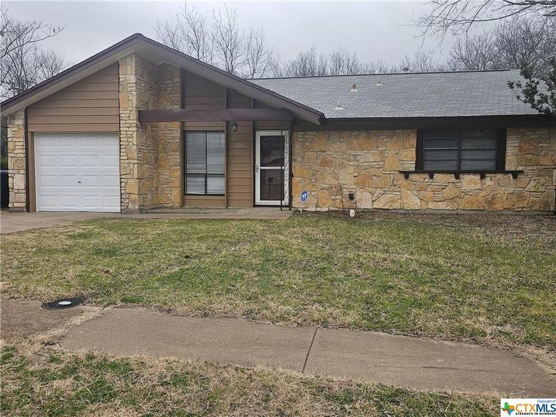 1201 S 11th Street, Copperas Cove, TX 76522 for Sale
