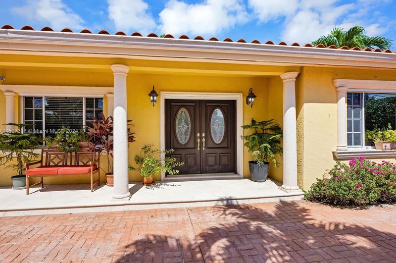 2131 SW 25th St, Miami, FL 33133 - MLS A11527317 for Sale