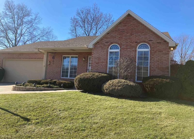 6129 Old English Ct, South Bend, IN 46614 - MLS 202403692 for Sale