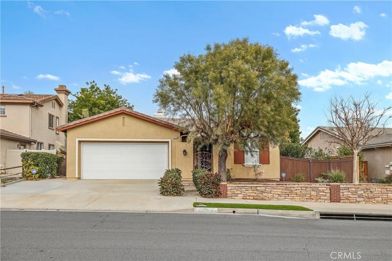 23770 Aspen Drive, Murrieta, CA 92562 for Sale
