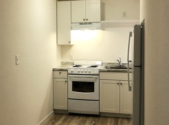 130 Maple Ave unit E - Snohomish, WA 98290 - Home For Rent
