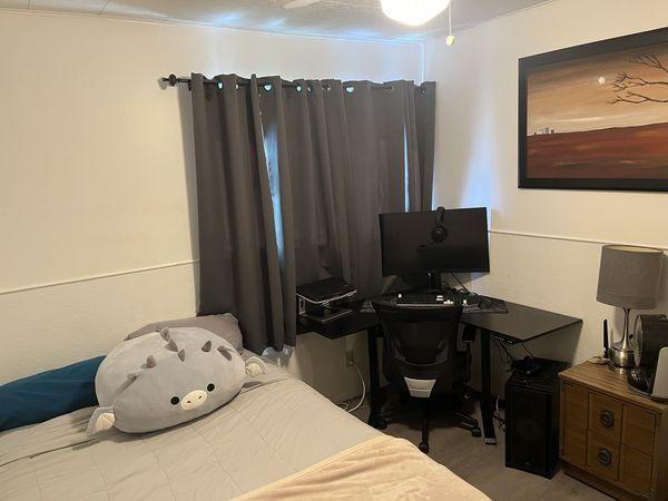 Furnished Clairemont Mesa, Northern San Diego room for rent in 3 Bedrooms, Apartment for 1333 per month. Room ID 4739947