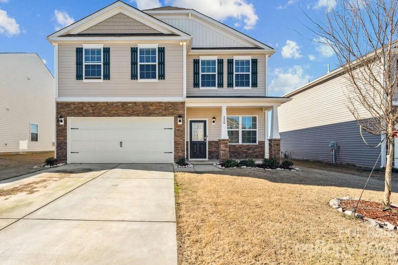 220 FINAL STRETCH LN, Clover, SC 29710 Single Family Residence For Sale  MLS# 4103627