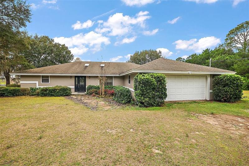 26200 Southeast Highway 42, Umatilla, FL 32784 for Sale