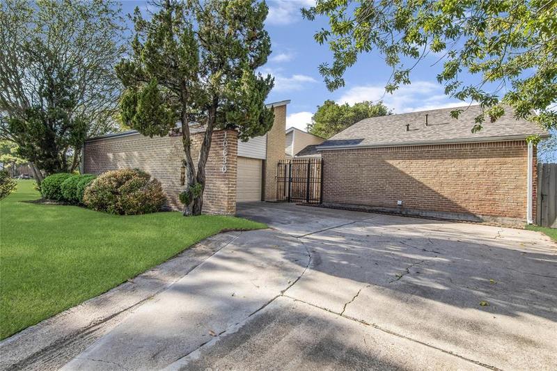 10630 Sageberry Dr, Houston, TX 77089 for Sale