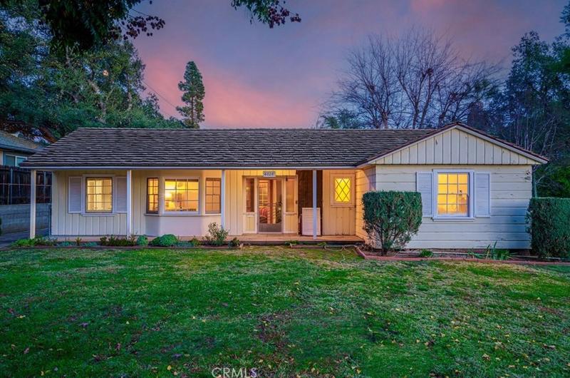 4828 Oakwood Ave, La Canada Flintridge, CA 91011 - MLS DW23228831 for Sale