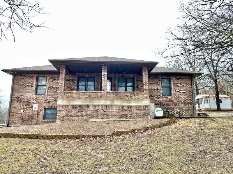 348 W Miller St, Pleasant Hope, MO 65725  MLS# 60260080 for Sale