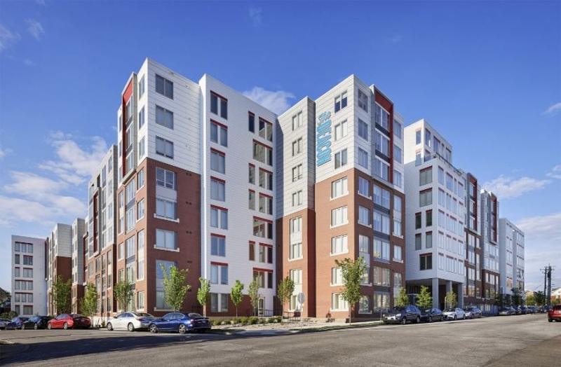 Furnished Clifton, Cincinnati room for rent in 4 Bedrooms, Apartment for 1019 per month. Room ID 4739203