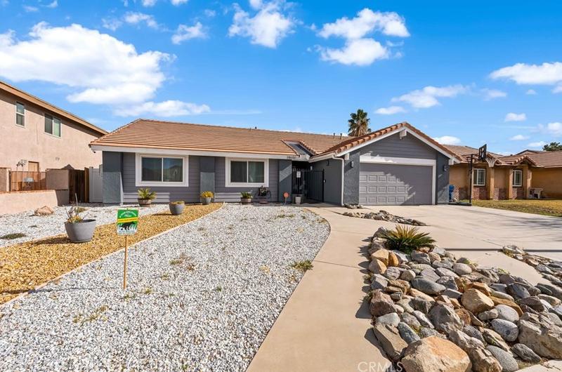 38650 Angele Trumpet Ct, Palmdale, CA 93550 - MLS SR24015870 for Sale