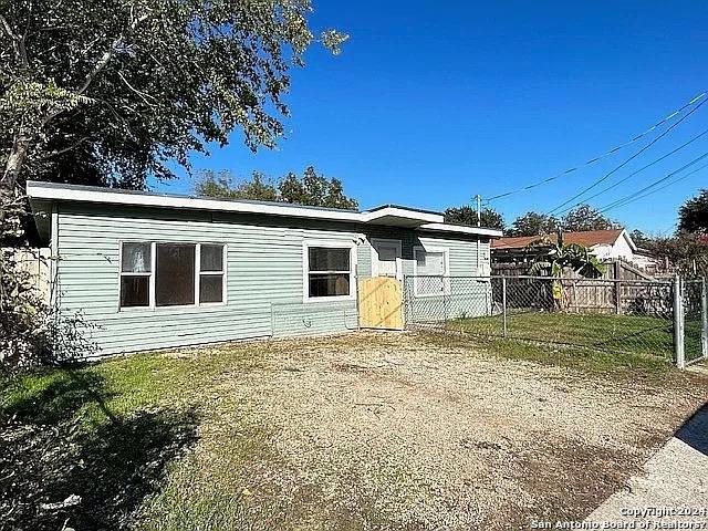 131 BRISTOL AVE, San Antonio, TX 78214-2011 for Sale