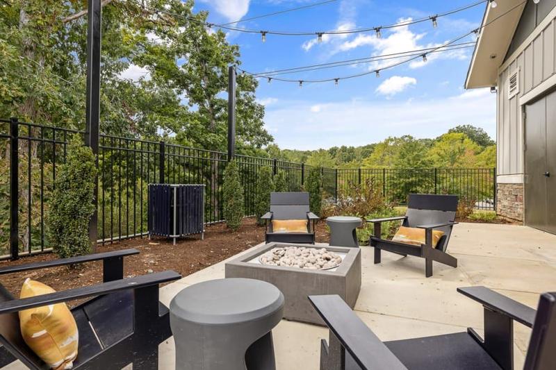 Furnished Raleigh, Wake (Raleigh) room for rent in 2 Bedrooms, Apartment for 950 per month. Room ID 4738317