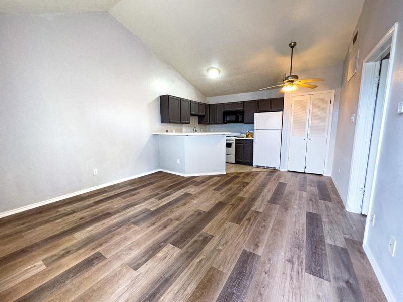 6108 Abrams Road Unit 42, Dallas, TX 75231 for Sale