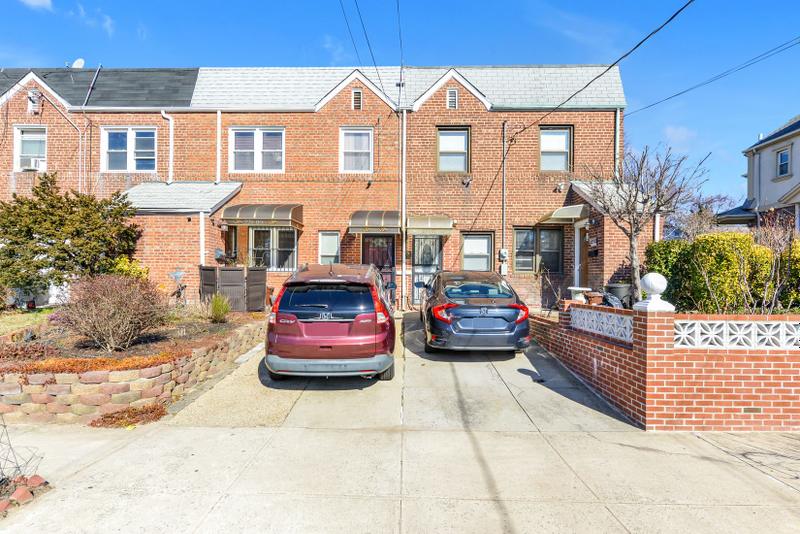 Laurelton, Queens County, NY House for sale Property ID: 418854132