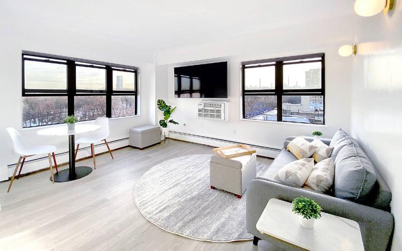 Rental listing in Upper West Side, Manhattan. Contact the landlord or property manager direct about rental.