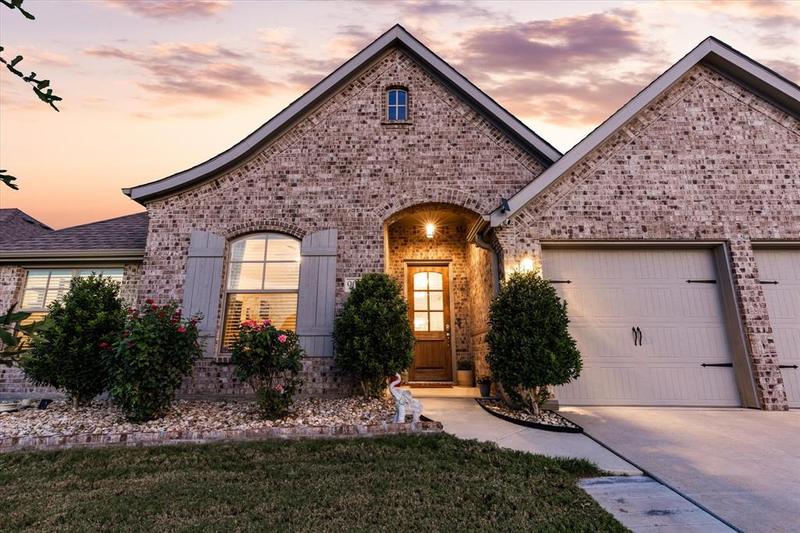 9029 Inwood St, Benbrook, TX 76126 for Sale