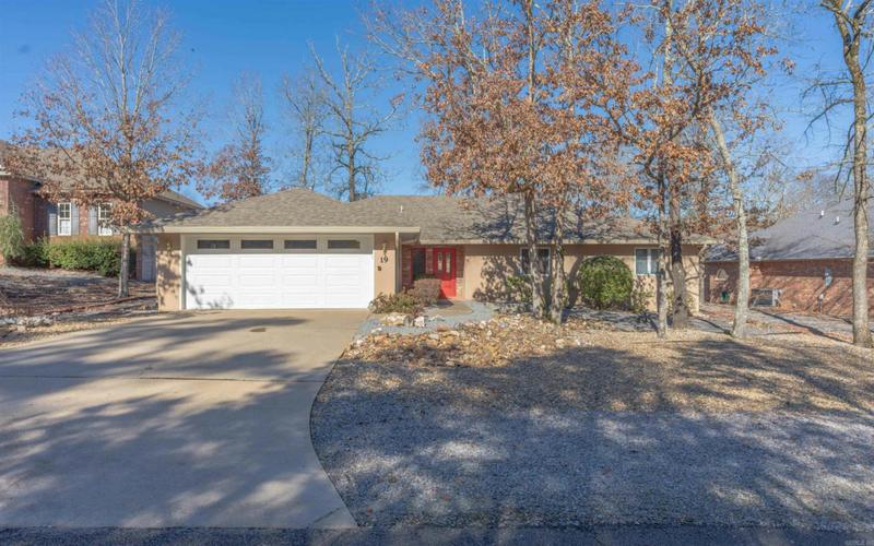 19 VIAJERO WAY, Hot Springs Vill. AR 71909 Single Family Residence For Sale  MLS# 24002383
