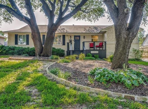 10928 Lathrop Dr - Dallas, TX 75229 - Home For Rent