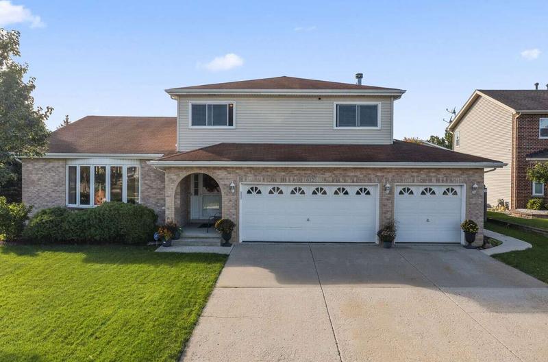 612 Newman Court, Romeoville, IL 60446  624498343 for Sale