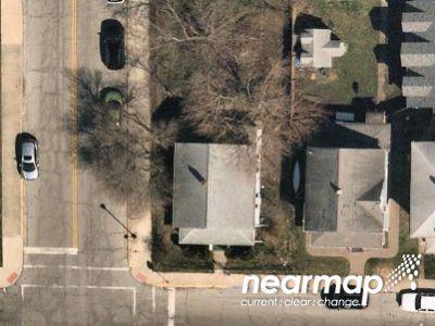 W 8th St for Sale