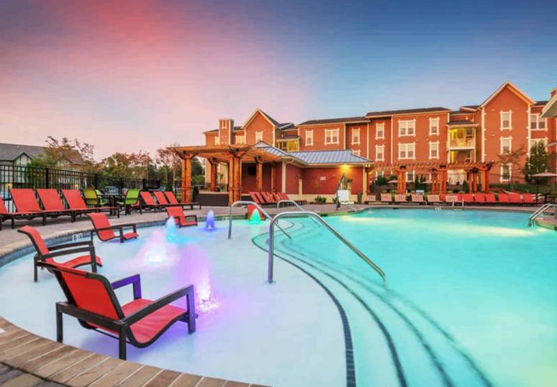 Furnished University City, Charlotte room for rent in 4 Bedrooms, Apartment for 790 per month. Room ID 4739482