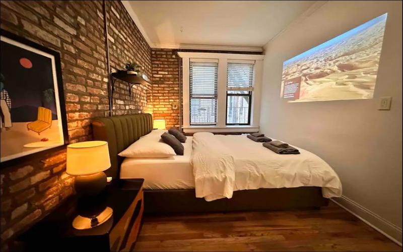 Furnished Williamsburg, Brooklyn room for rent in 2 Bedrooms, Apartment for 1800 per month. Room ID 4738282