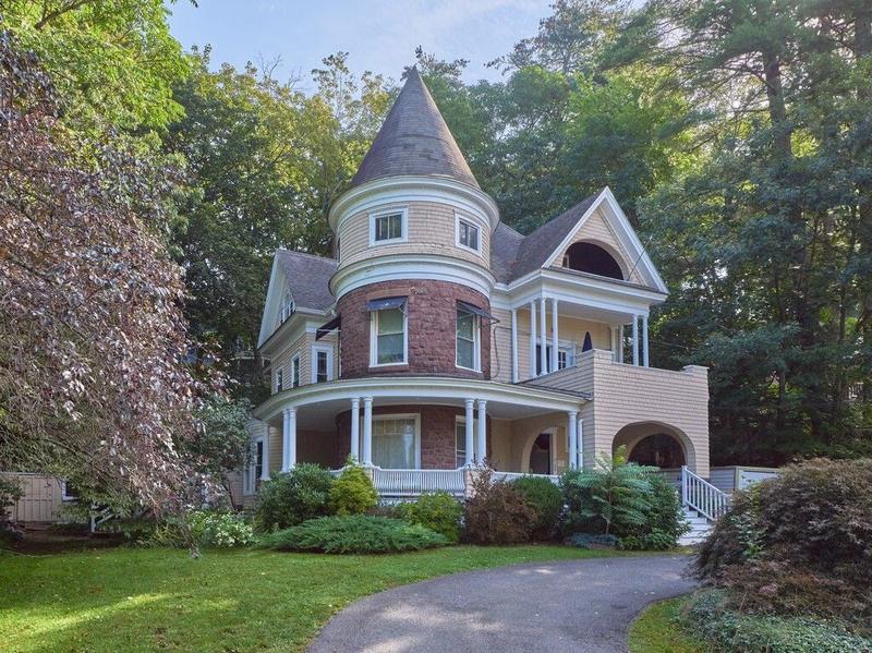 Greenfield, Franklin County, MA House for sale Property ID: 418877429