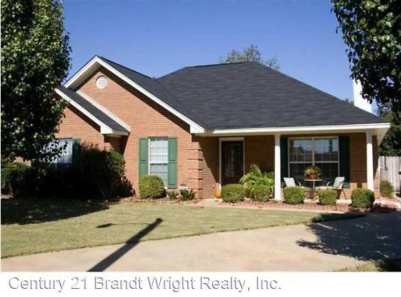 2972 Ivy Chase Loop - Montgomery, AL 36117 - Home For Rent