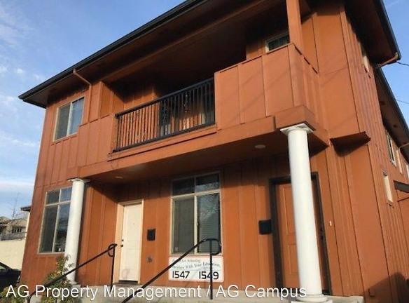 1547 Hilyard St - Eugene, OR 97401 - Home For Rent