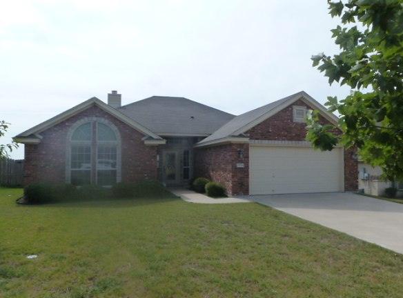 2024 Drawbridge Dr - Harker Heights, TX 76548 - Home For Rent