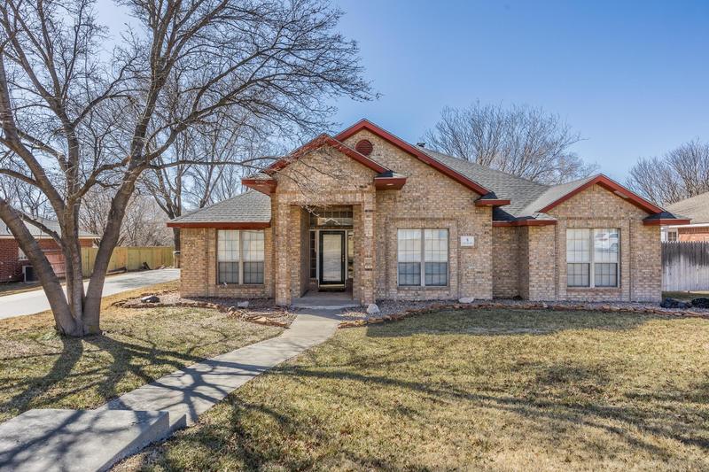 8 CANYON RIM Drive, Canyon, TX 79015 for Sale