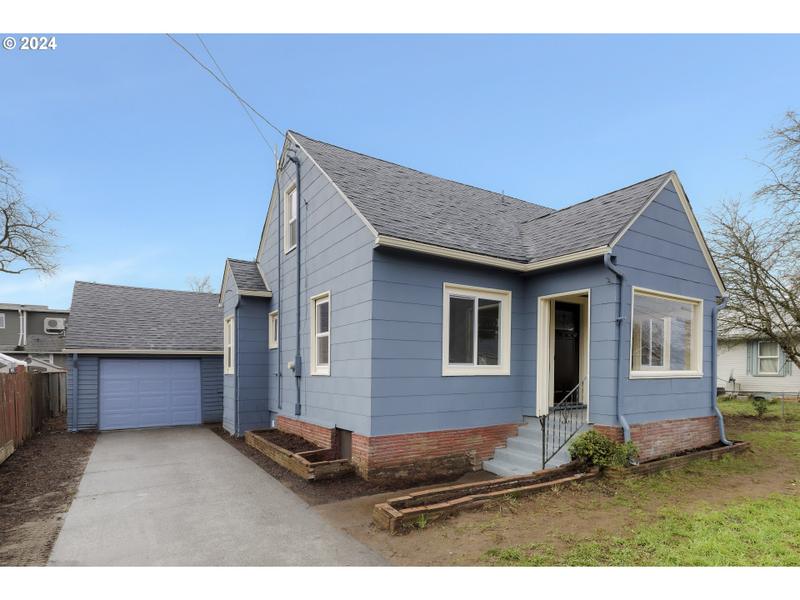 5924 SE OGDEN ST, Portland OR 97206 for Sale