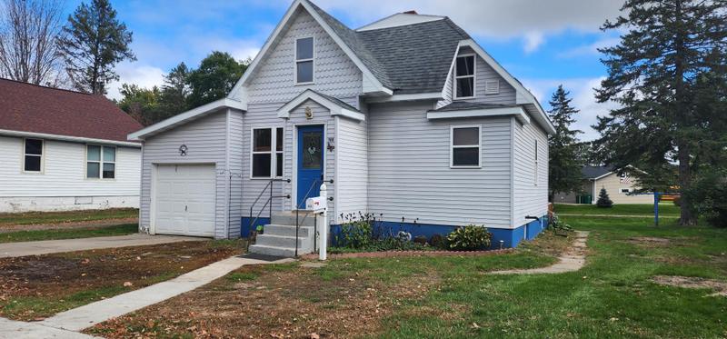 408 8th Street Northeast, Staples, MN 56479 for Sale