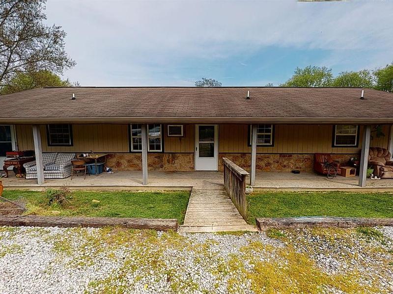 Rental listing in Strawberry Plains, Jefferson County. Contact the landlord or property manager direct about rental.