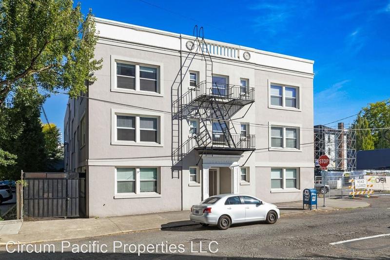 834 SW 15th Ave.  Lownsdale Apartments for Sale