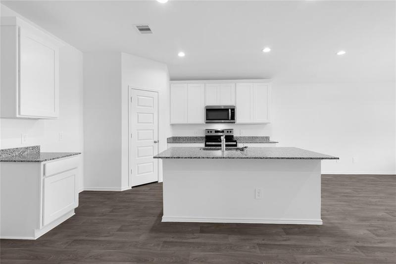 2221 Laurel Bloom Ln, Sealy, TX 77474 for Sale