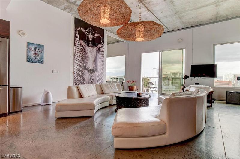 900 South Las Vegas Boulevard, Unit 916, Las Vegas, NV 89101 for Sale
