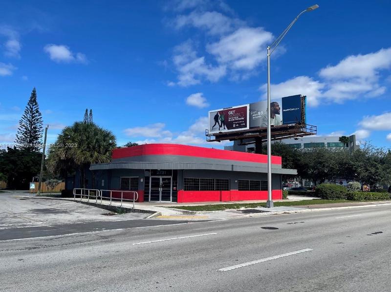 2731 W Broward Blvd, Fort Lauderdale, FL 33312 - MLS A11491886 for Sale