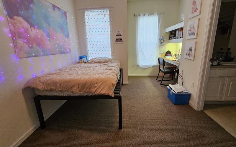 Furnished Gainesville, Alachua (Gainesville) room for rent in 2 Bedrooms, Apartment for 844 per month. Room ID 4739405
