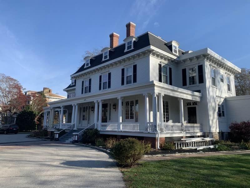 412 Bellevue Avenue, Newport, RI 02840 for Rent
