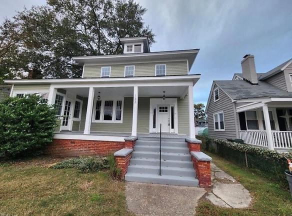 133 Pochin Pl #A - Hampton, VA 23661 - Home For Rent