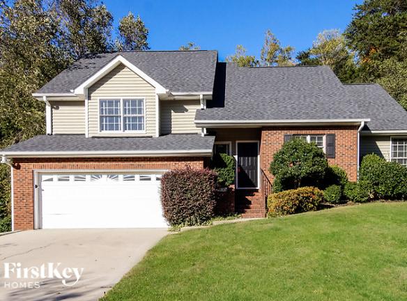 3811 Cole Avenue - High Point, NC 27265 - Home For Rent