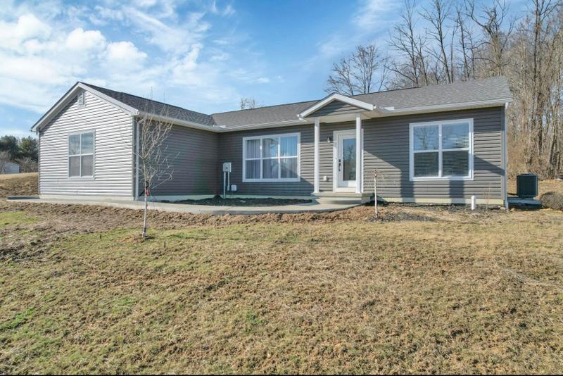 Crooksville, Morgan County, OH House for sale Property ID: 418856722