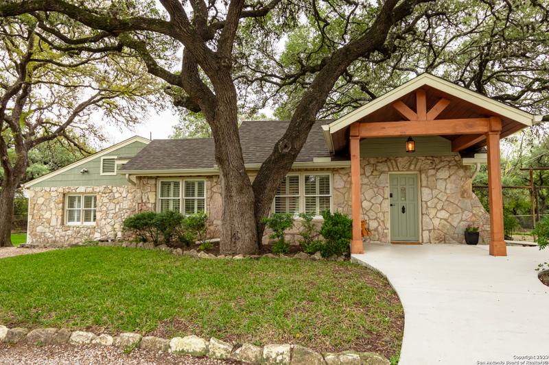 18274 Sherwood Trail, Helotes, TX 78023 for Sale