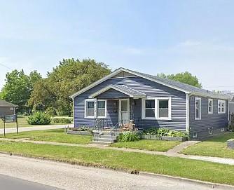 121 South Sturgeon Street, Montgomery City, MO 63361 for Sale