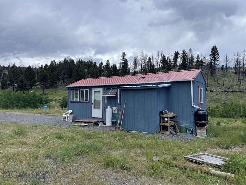 10 Miners Hill Road, Whitehall, MT 59759  622220525 for Sale